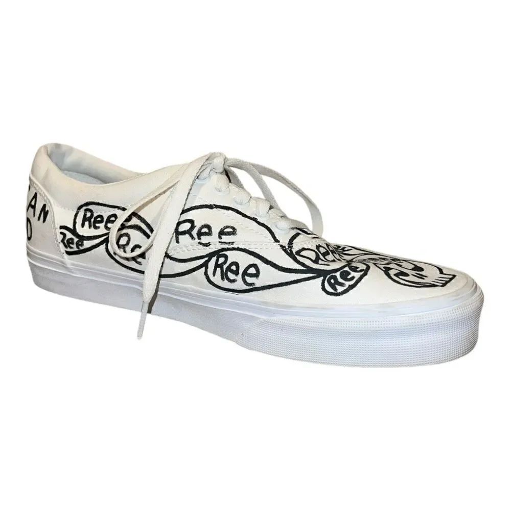 Vans Mens Custom Painted Low Top Sneakers Ree Skeletons White Black 9.5 EUC